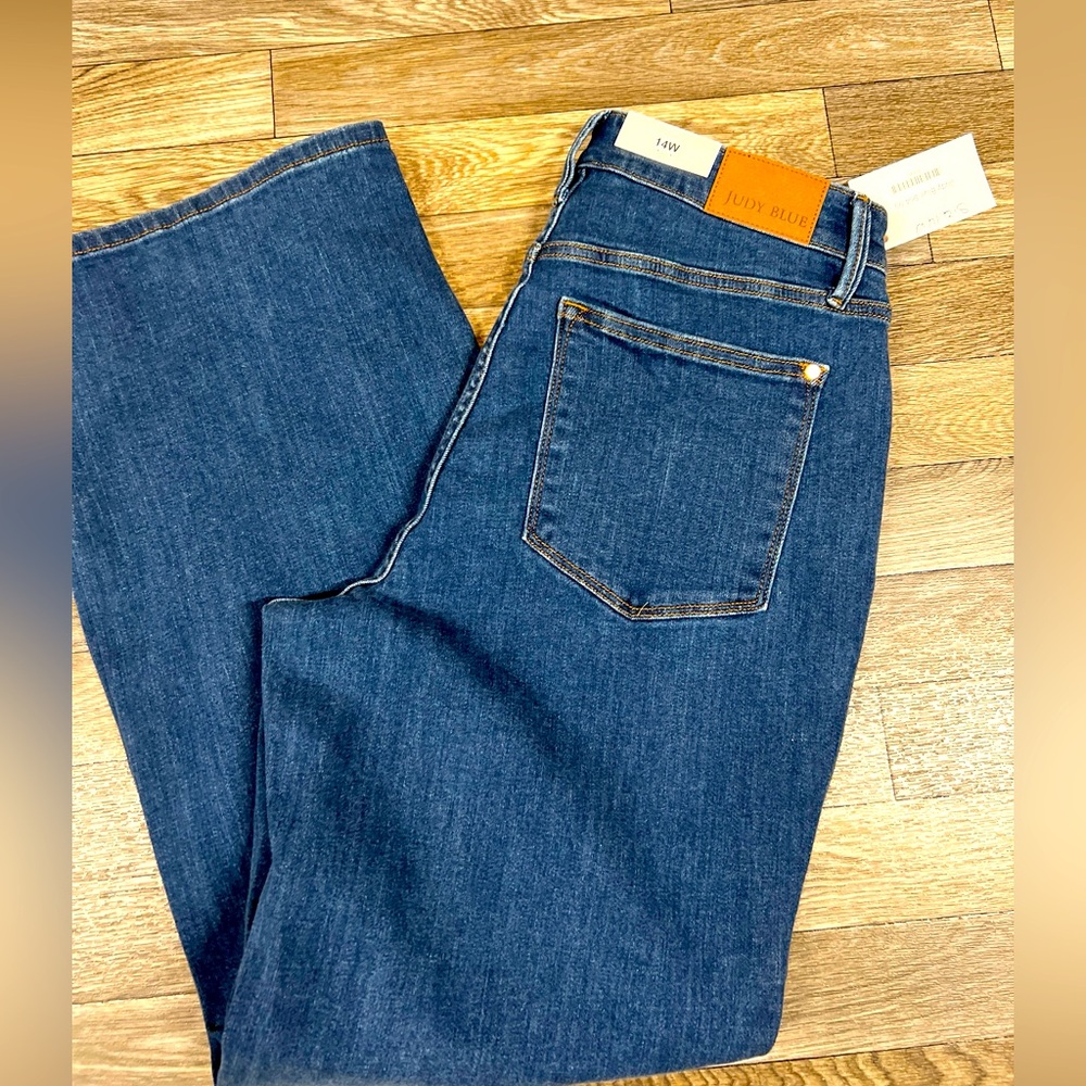 Judy Blue High Waist Wide leg 14W Plus size Jeans